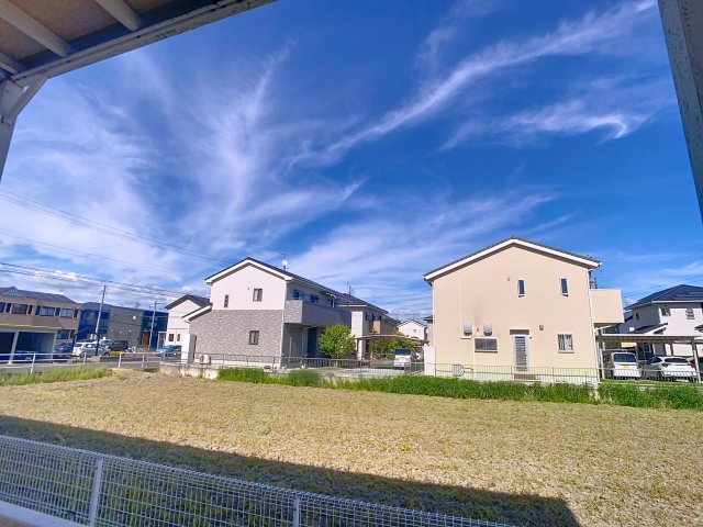 眺望　掲載写真は同型モデルを掲載しており実際のお部屋と仕様等が異な