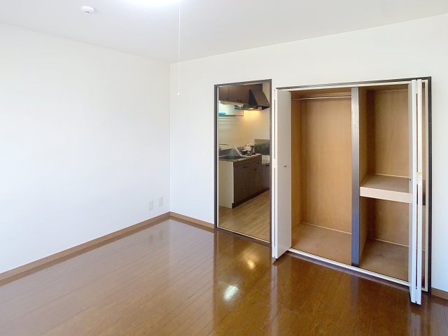 収納　掲載写真は同型モデルを掲載しており実際のお部屋と仕様等が異な