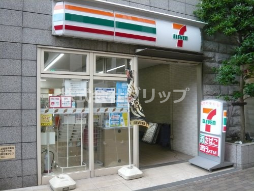 コンビニ　セブンイレブン 横浜太田町6丁目店（コンビニ）まで126m
