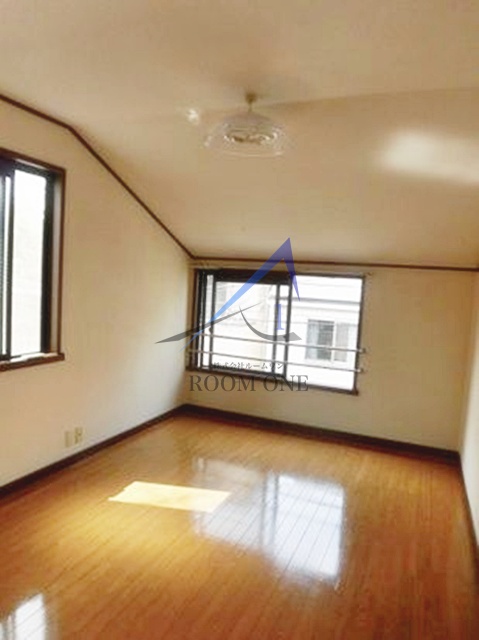 居室・リビング　洋室のお部屋です。