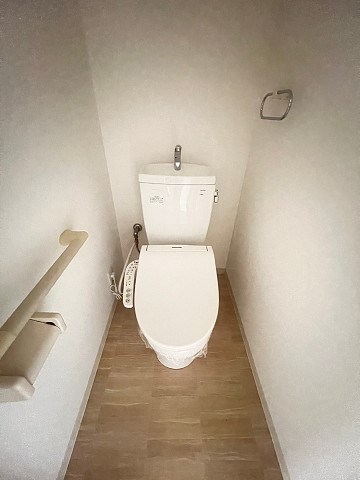 トイレ　清潔感のあるトイレです