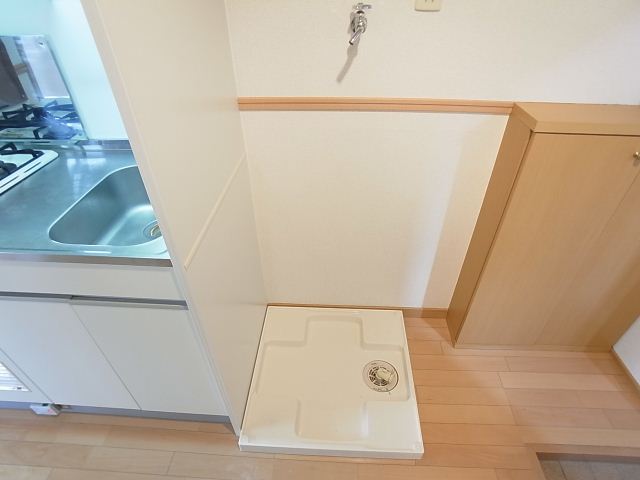 玄関　室内洗濯機置場