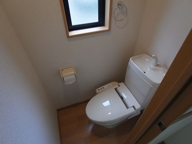 収納　トイレ