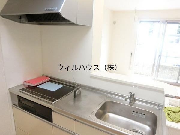 キッチン　お料理好きの方に嬉しいシステムキッチン！
