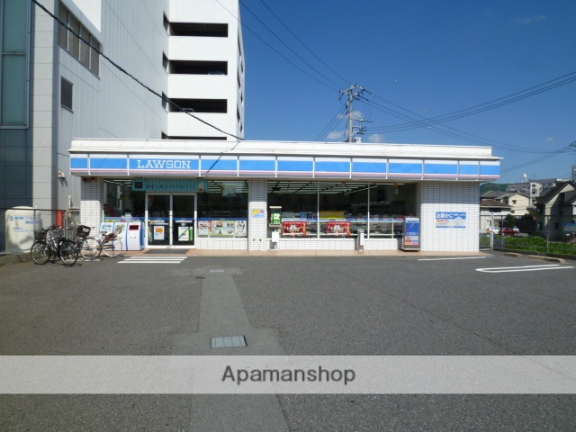コンビニ　ローソン（コンビニ）まで450m