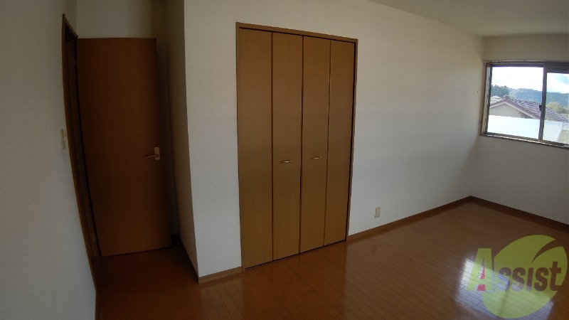 収納　洋室のクローゼットはこんな感じです！イメージはつきましたか？