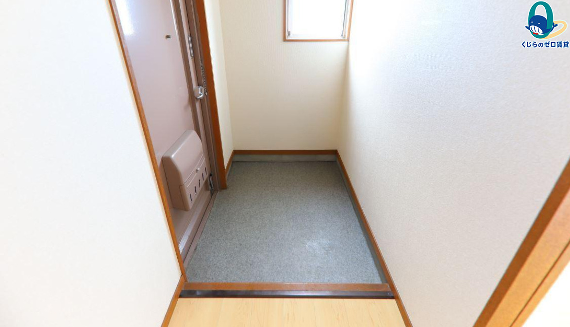 玄関　名古屋で一番初期費用の安い賃貸専門の不動産会社です(^^)