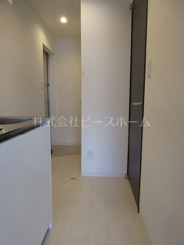 居室・リビング　※別号室参考写真