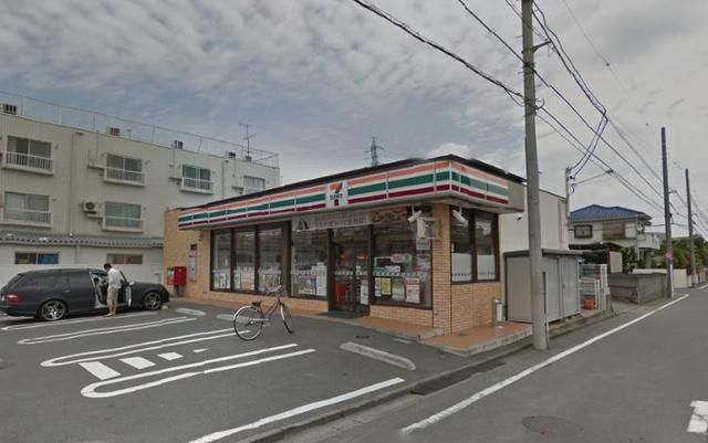 コンビニ　セブンイレブン（コンビニ）まで190m