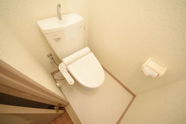 トイレ　別部屋参考写真