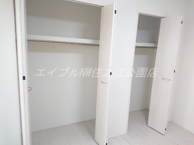 収納　建築中の為、同仕様の内装写真です。