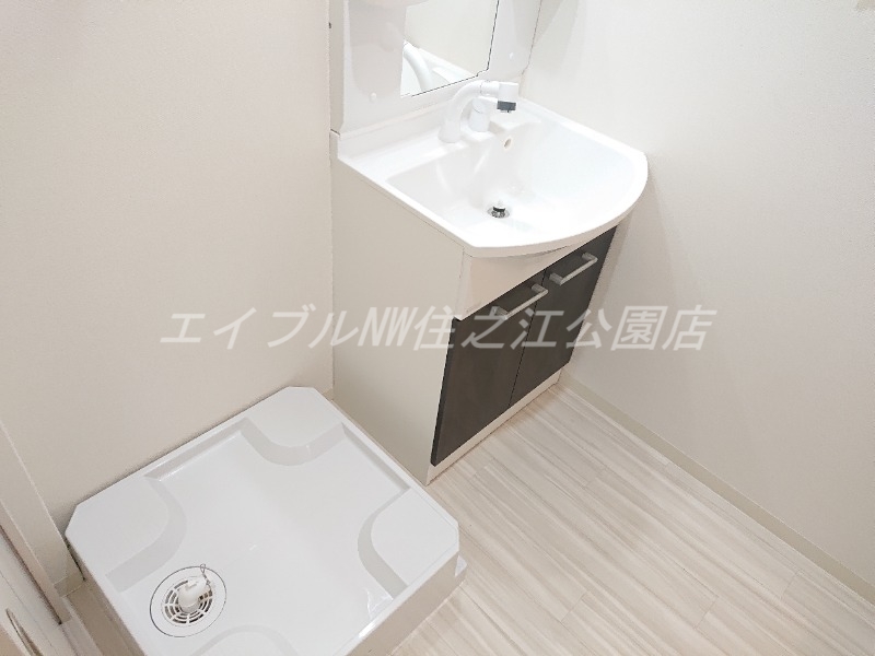洗面設備　建築中の為、同仕様の内装写真です。