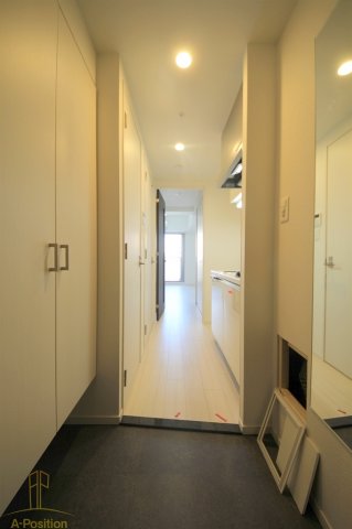 地下鉄谷町線 中崎町駅 徒歩9分 10階建 築7年の玄関写真