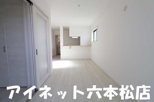 その他部屋・スペース　日当たりもいいですね。