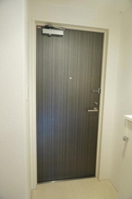 玄関　★《見学予約受け付け中》設備充実のハイグレード賃貸マンション
