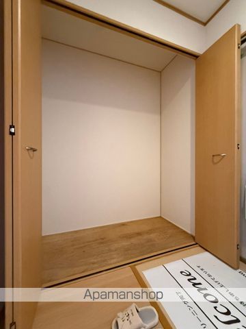 リースランド仁保津タウン E棟の内装写真