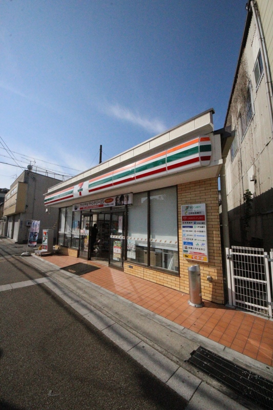 コンビニ　セブンイレブン阪神大物駅南店（コンビニ）まで434m