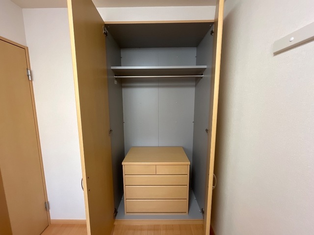 収納　クローゼット