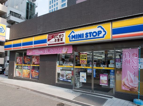 コンビニ　ミニストップ広尾１丁目店（コンビニ）まで218m