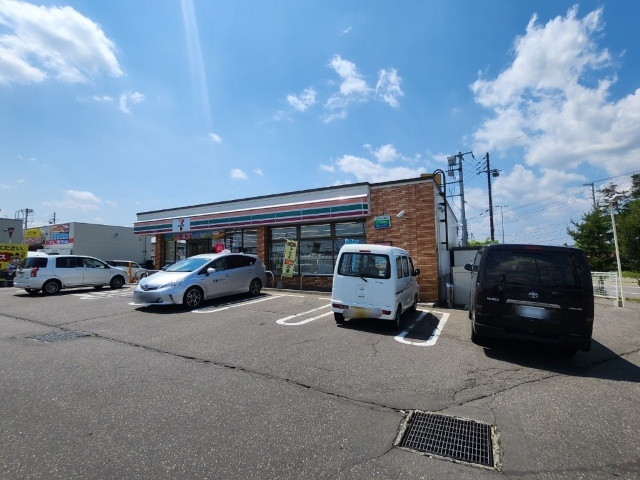 コンビニ　セブンイレブン帯広豊成店（コンビニ）まで343m