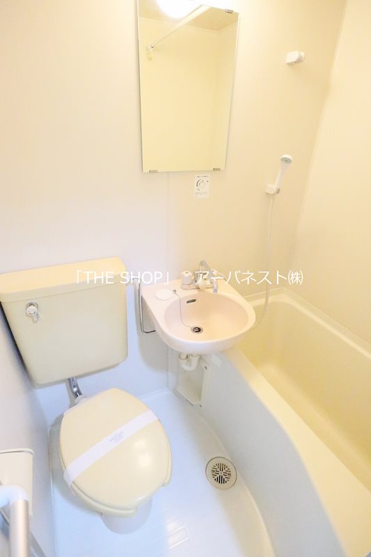 バス・シャワールーム　別部屋参考写真