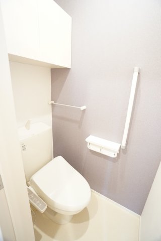 トイレ　※同物件・同タイプの写真です。