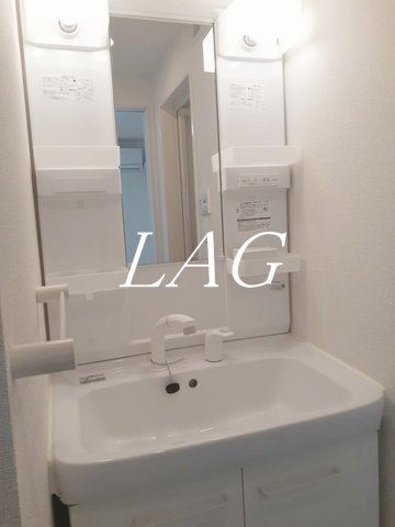 洗面設備　洗面台です。
