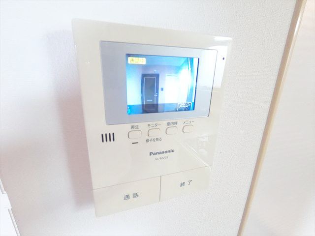セキュリティ　訪問者のチェックが出来て安心のTVモニターホン付き