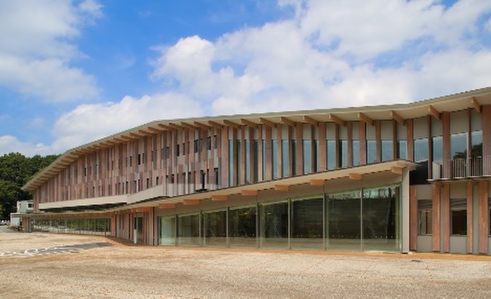 大学・短大　フェリシアこども短期大学（大学・短大）まで874m