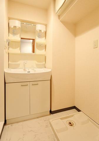 洗面設備　朝の支度はこちらでバッチリです！