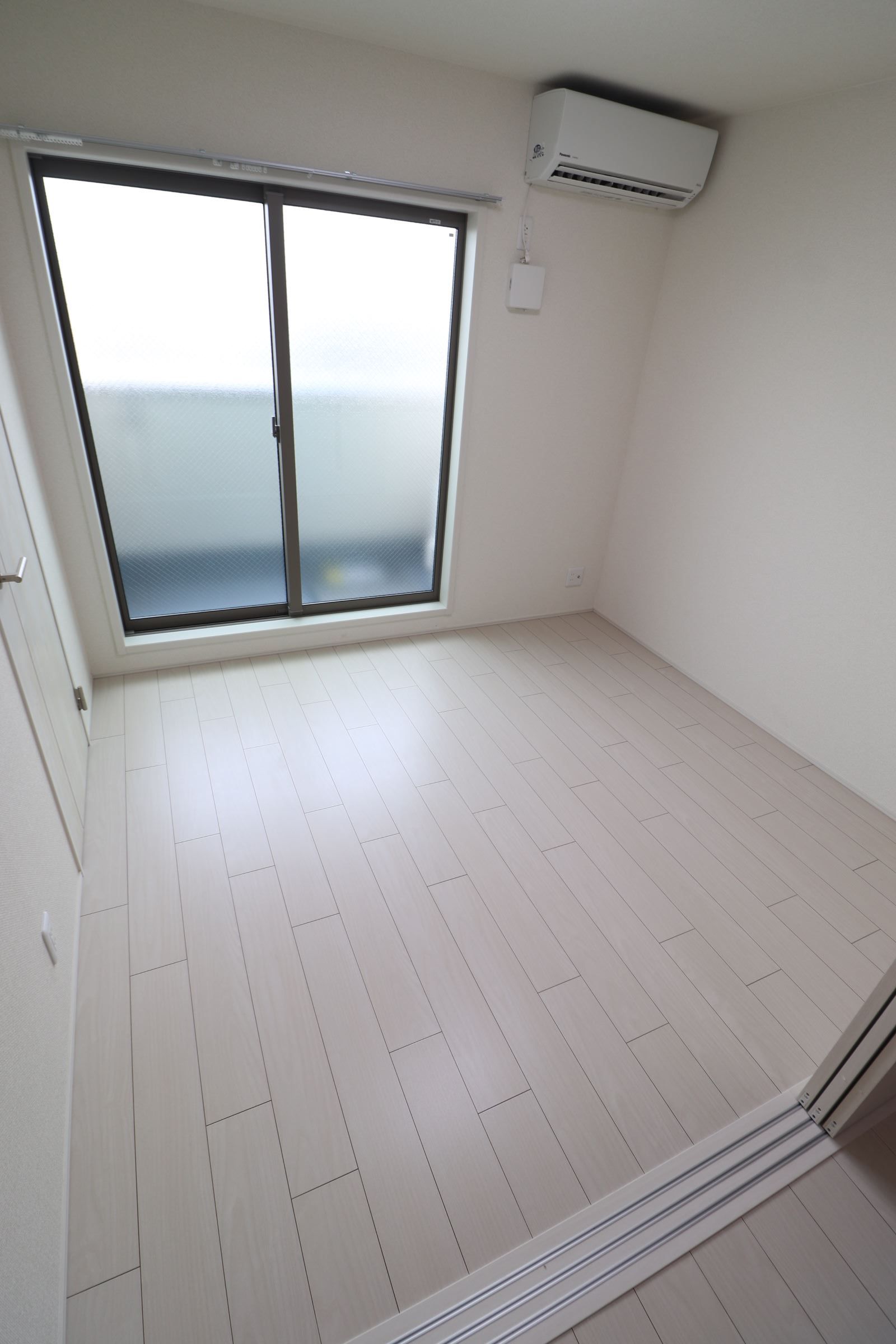 その他部屋・スペース　5帖の洋室です