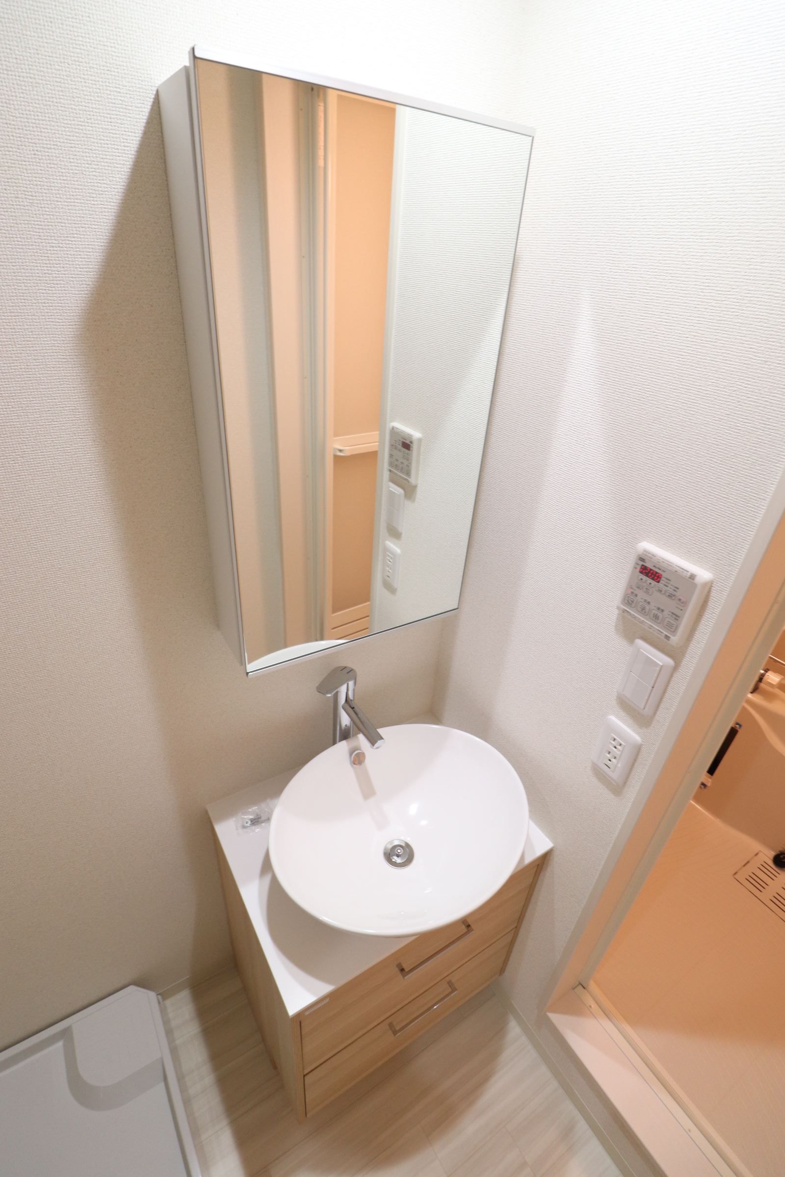 洗面設備　お洒落な洗面台