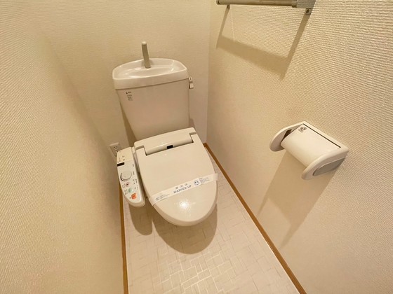 トイレ　※別部屋の写真です