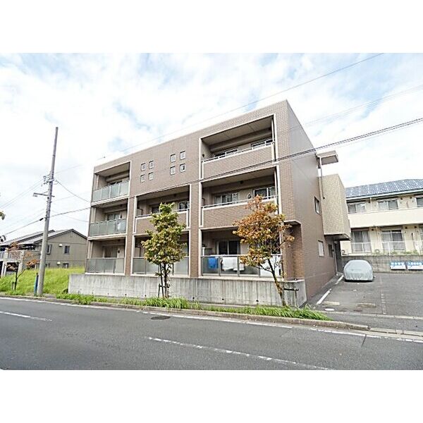 建物外観　安心の鉄筋コンクリートマンションです♪