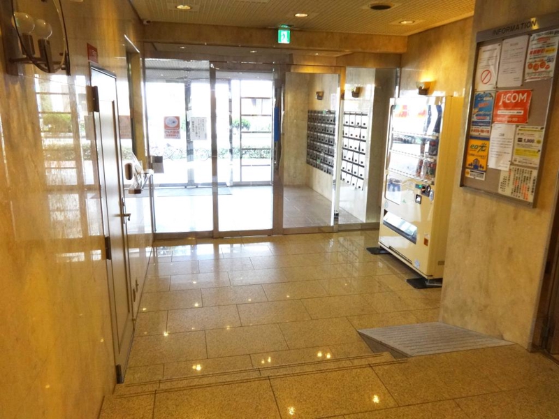 ロビー　困ったことは管理人さんに！