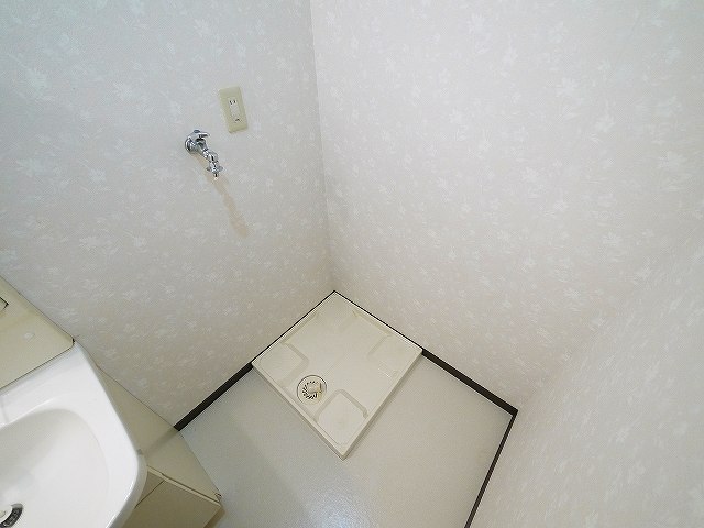 その他設備　嬉しい室内洗濯機置き場がございます。