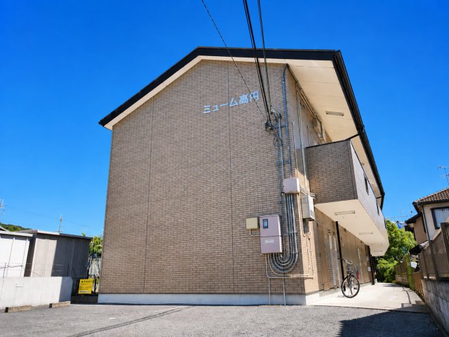 建物外観　オシャレなタイル調の外観