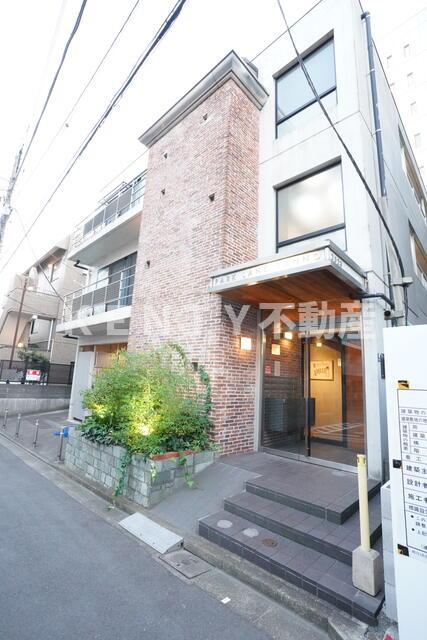 エントランス　毎日通るエントランスはこのようになっています