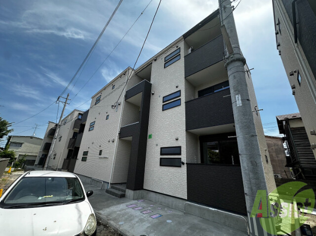 建物外観　仙台市青葉区小田原７丁目「ＲＥＧＡＬＥＳＴ　Ｆｉｒｓｔ咲」