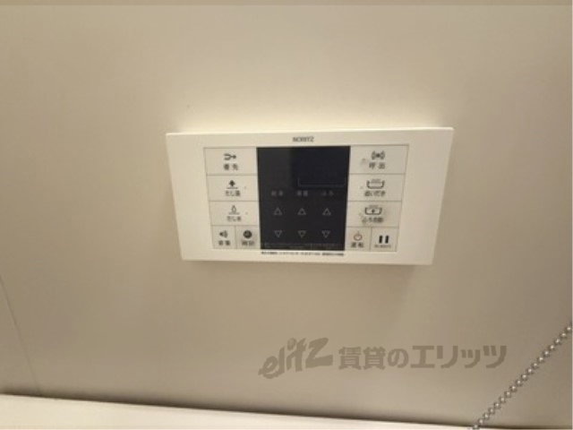 その他設備　給湯器リモコン