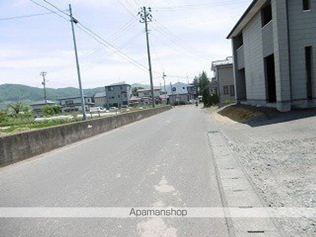 その他　周辺道路（その他）まで0m