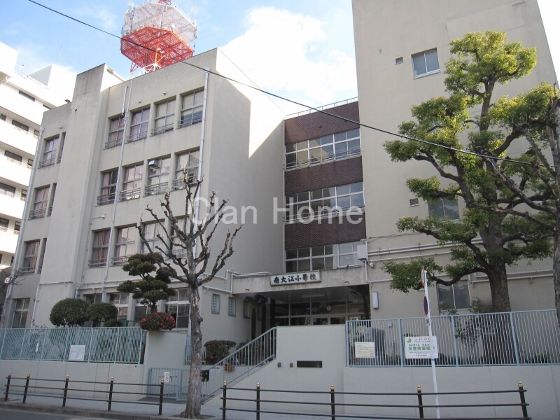 小学校　大阪市立南大江小学校（小学校）まで712m