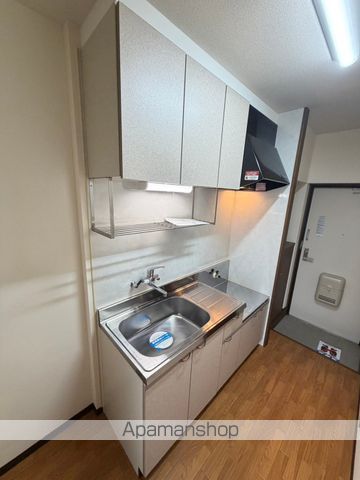 ＪＲ東海道本線 天竜川駅 徒歩26分 5階建 築19年のキッチン写真