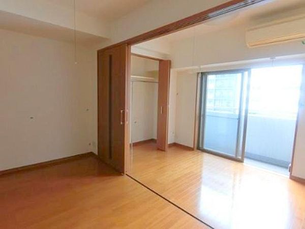 居室・リビング　※別部屋の参考写真です。