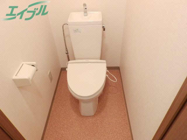 トイレ　同型参考写真