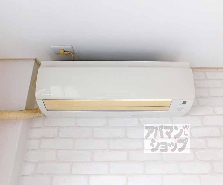 その他設備　エアコンあります