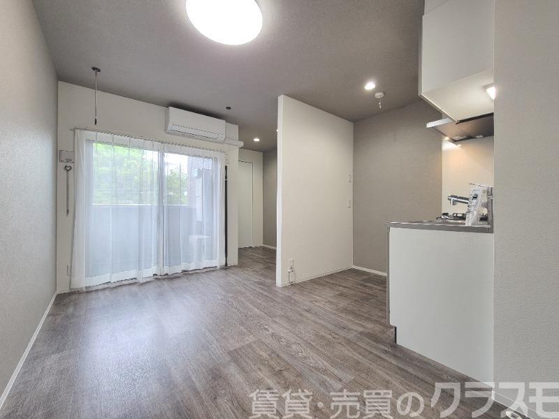 居室・リビング　明るいお部屋です♪