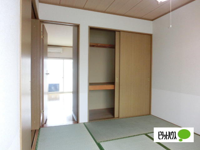 収納　同タイプ室内