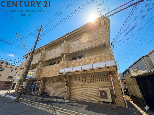 建物外観　落ち着いた雰囲気の外観です♪