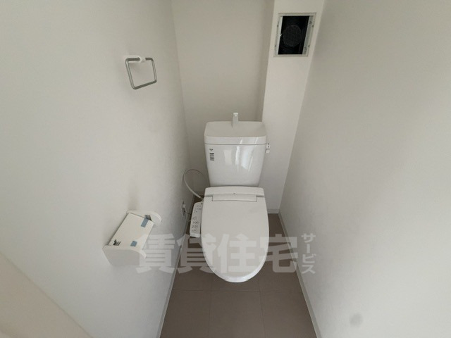 地下鉄御堂筋線 新金岡駅 徒歩5分 8階建 築1年のトイレ写真
